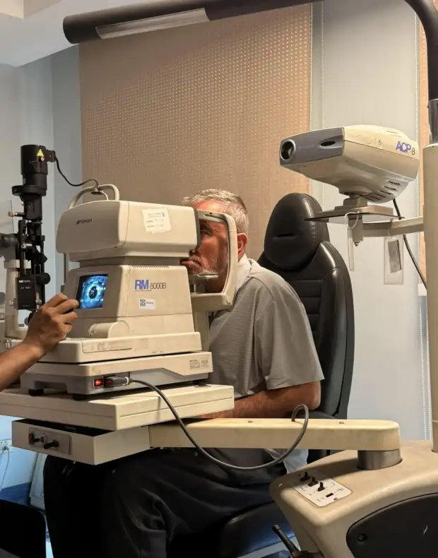 Examen ophtalmologique dans le cadre d’un parcours de soins au Caire